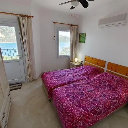 Bodrum Bosphorus Beachfront For 9 People Bogazici