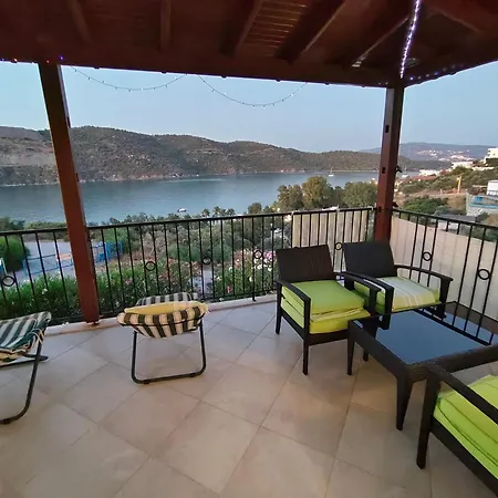 Bodrum Bosphorus Beachfront For 9 People *