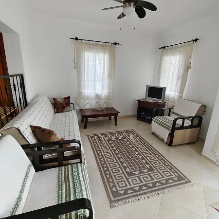 Bodrum Bosphorus Beachfront For 9 People Dom wakacyjny