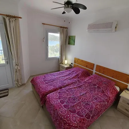 Bodrum Bosphorus Beachfront For 9 People Bogazici