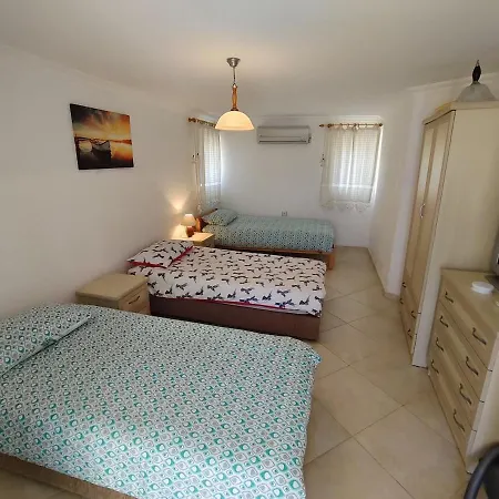 Bodrum Bosphorus Beachfront For 9 People * Bogazici
