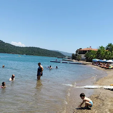 Bodrum Bosphorus Beachfront For 9 People Dom wakacyjny Bogazici